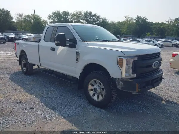 1FT7X2B68JEC68645 2018 FORD F250 - Image 1