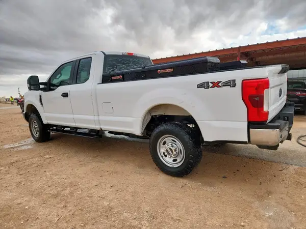 1FT7X2B69HEE65222 2017 FORD F250 - Image 2