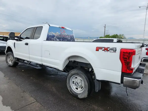 1FT7X2B69HEF37889 2017 FORD F250 - Image 2