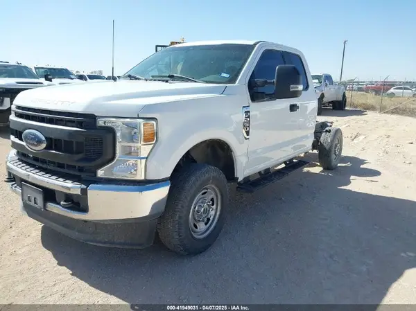 1FT7X2B69NED41978 2022 FORD F250 - Image 2