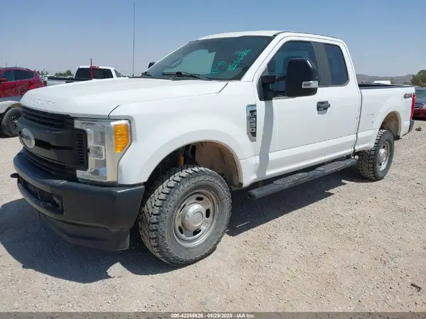 1FT7X2B6XHEF24648 2017 FORD F250 - Image 2