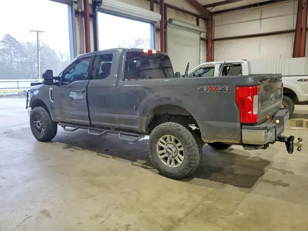 1FT7X2B6XJEB12624 2018 FORD F250 - Image 2