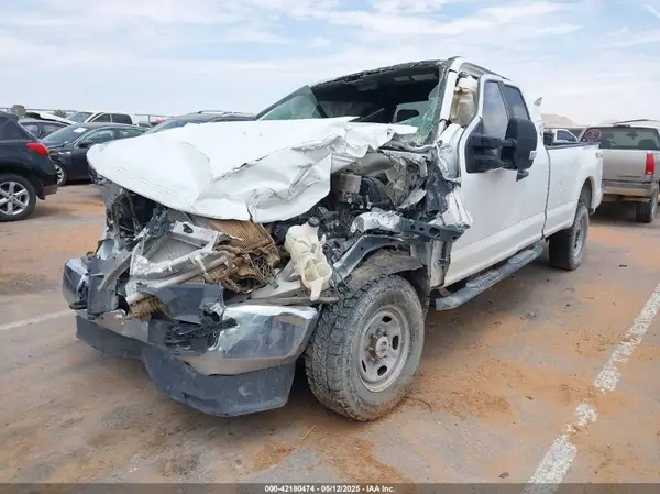 1FT7X2B6XNED56764 2022 FORD F250 - Image 2