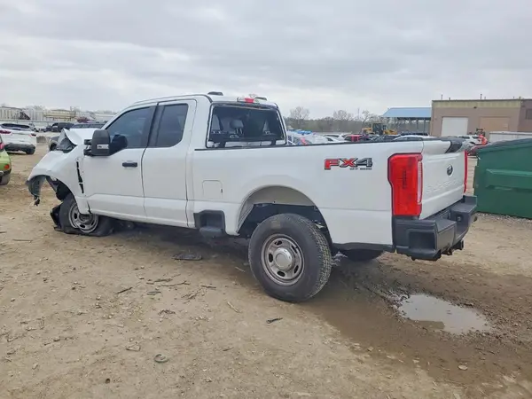 1FT7X2BA0REF61097 2024 FORD F250 - Image 2