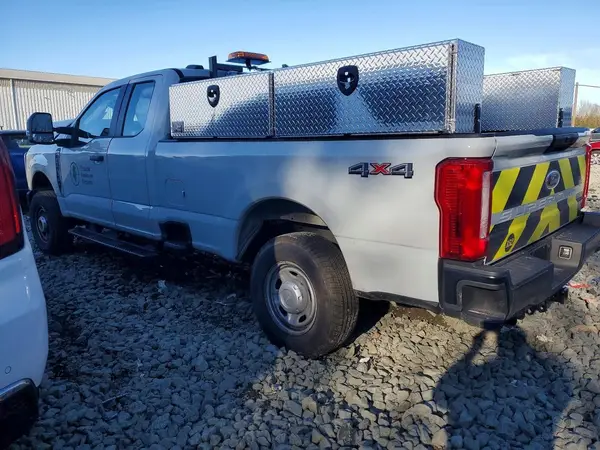 1FT7X2BA0SEC46970 2025 FORD F250 - Image 2