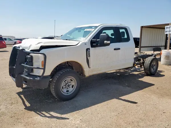 1FT7X2BA1REC33915 2024 FORD F250 - Image 1