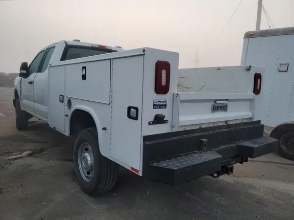 1FT7X2BA2REC23006 2024 FORD F250 - Image 2