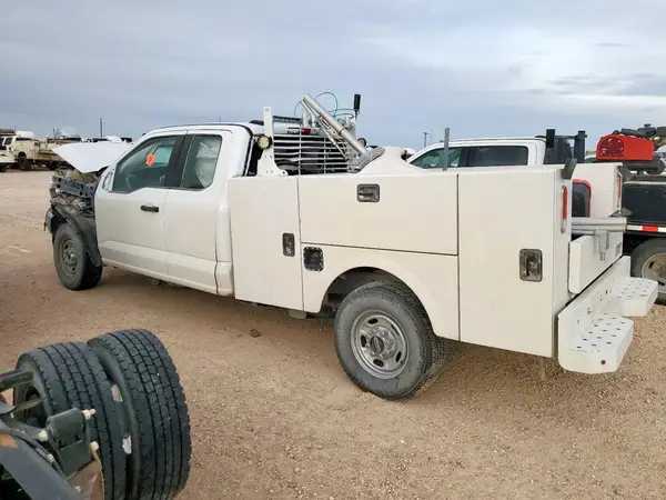 1FT7X2BA3REC35293 2024 FORD F250 - Image 2
