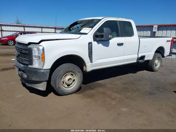 1FT7X2BA4PEC32190 2023 FORD F250 - Image 2