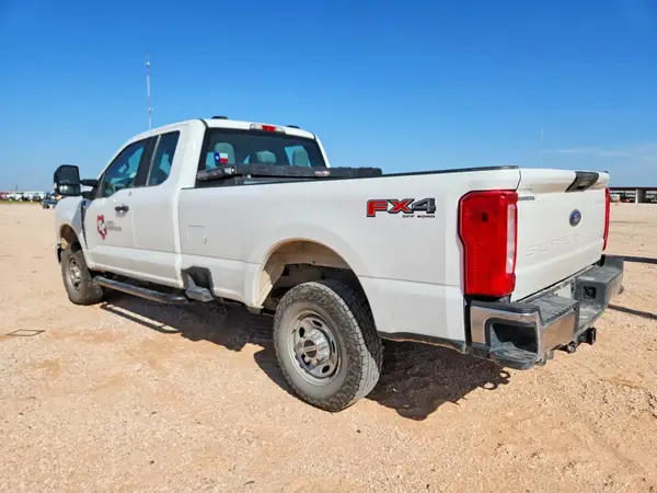 1FT7X2BA9PED94641 2023 FORD F250 - Image 2