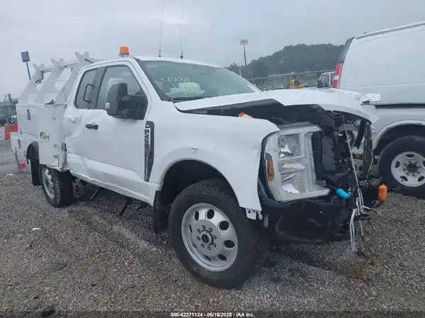 1FT7X2BA9REC20703 2024 FORD F250 - Image 1
