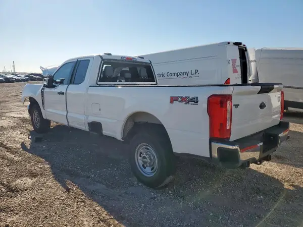 1FT7X2BA9REG00124 2024 FORD F250 - Image 2