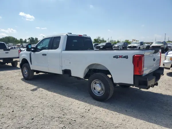 1FT7X2BA9SEC33084 2025 FORD F250 - Image 2
