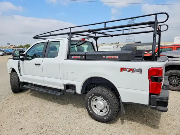 1FT7X2BAXREC11914 2024 FORD F250 - Image 2