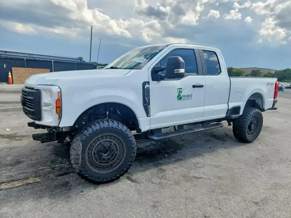 1FT7X2BAXREC40801 2024 FORD F250 - Image 1
