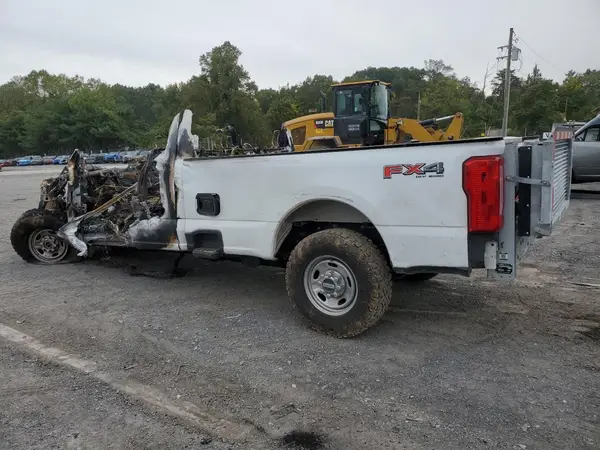 1FT7X2BAXSED42928 2025 FORD F250 - Image 2