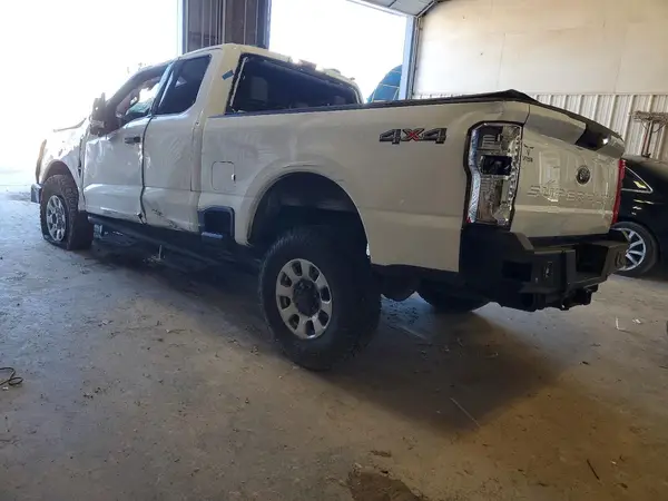 1FT7X2BN0PEE10891 2023 FORD F250 - Image 2