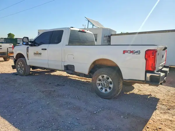 1FT7X2BNXREC97907 2024 FORD F250 - Image 2