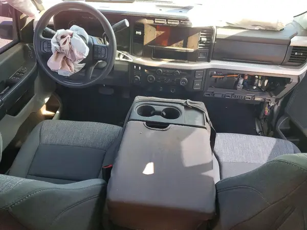 1FT7X2BNXREC97907 2024 FORD F250 - Image 8