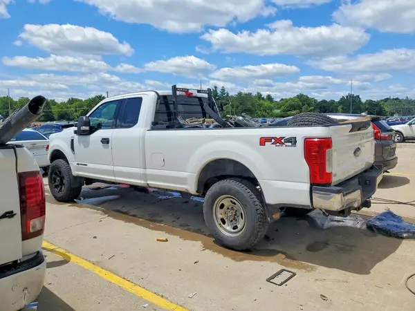 1FT7X2BT1KEC52908 2019 FORD F250 - Image 2