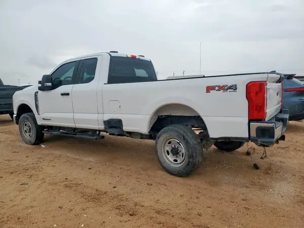 1FT7X2BT1PEC14148 2023 FORD F250 - Image 2
