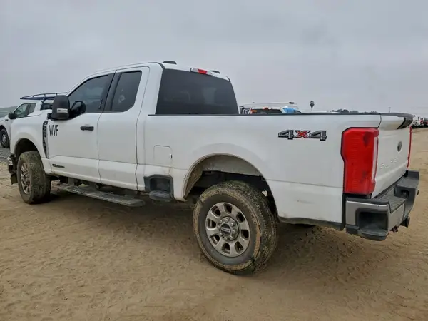 1FT7X2BT2REC54855 2024 FORD F250 - Image 2
