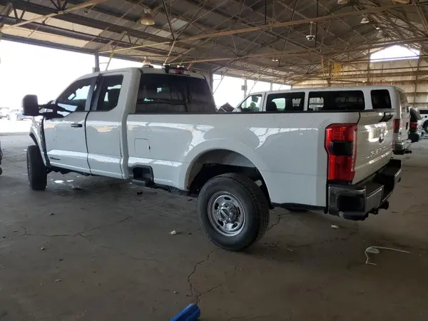 1FT7X2BT2RED06596 2024 FORD F250 - Image 2