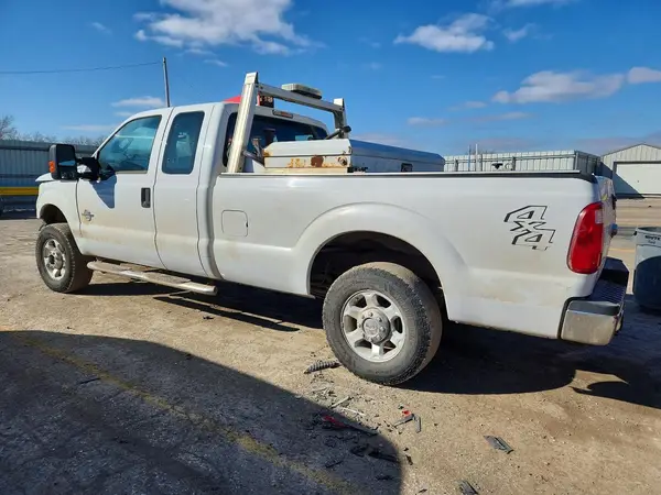 1FT7X2BT3GEC16709 2016 FORD F250 - Image 2