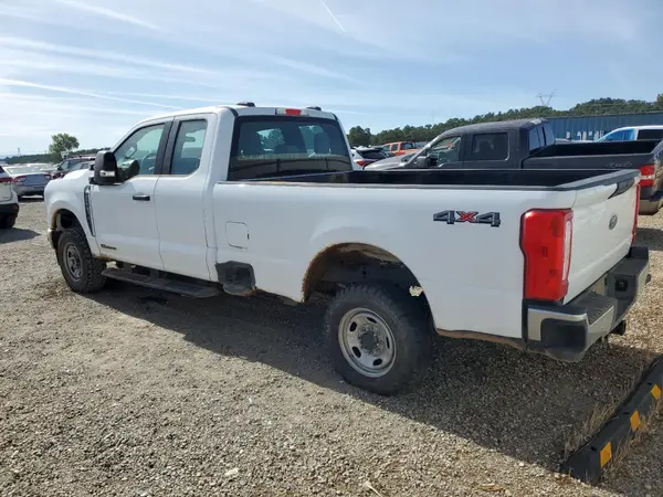 1FT7X2BT3RED61381 2024 FORD F250 - Image 2