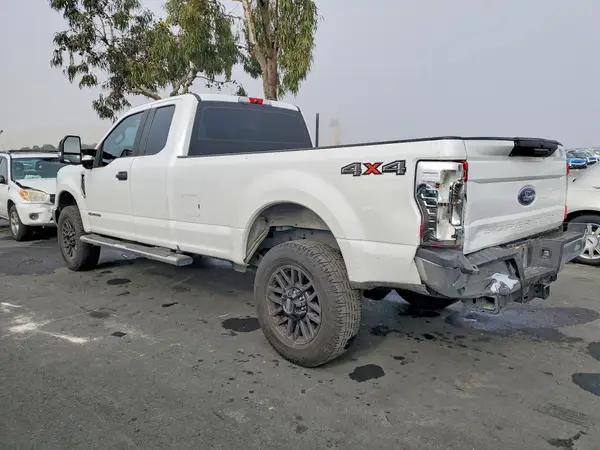 1FT7X2BT6KEG76357 2019 FORD F250 - Image 2