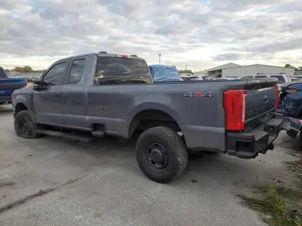 1FT7X2BT7PEC29169 2023 FORD F250 - Image 2