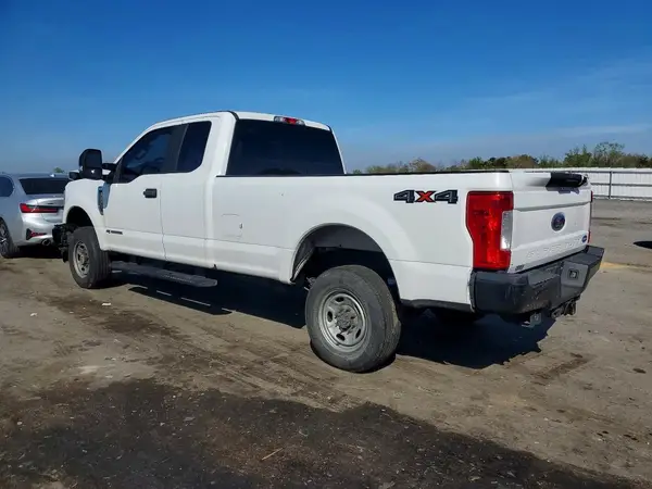 1FT7X2BT8HEC51666 2017 FORD F250 - Image 2