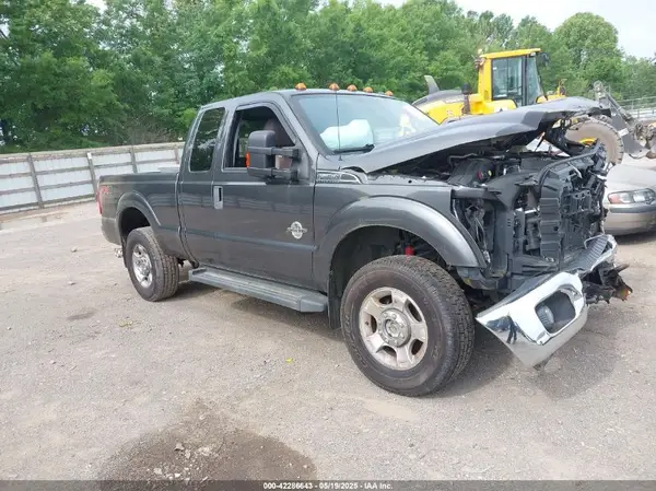 1FT7X2BTXGEB74264 2016 FORD F250 - Image 1