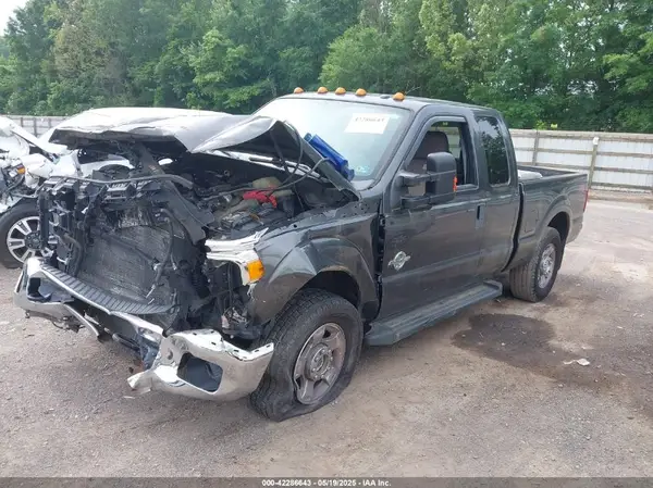 1FT7X2BTXGEB74264 2016 FORD F250 - Image 2