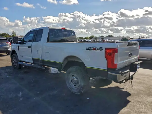 1FT7X2BTXJEB47704 2018 FORD F250 - Image 2