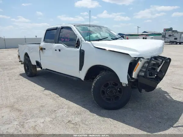 1FT8W2BA0PED15851 2023 FORD F250 - Image 1