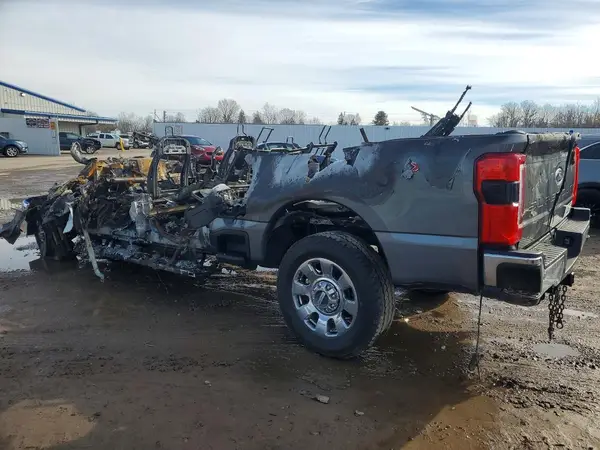 1FT8W2BA0SEC37936 2025 FORD F250 - Image 2