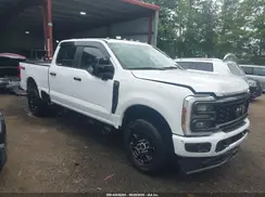 1FT8W2BA4REE45117 2024 FORD F250