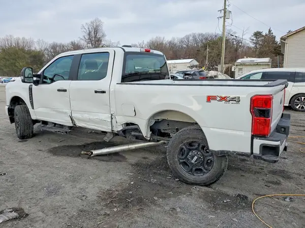 1FT8W2BA5REF13568 2024 FORD F250 - Image 2