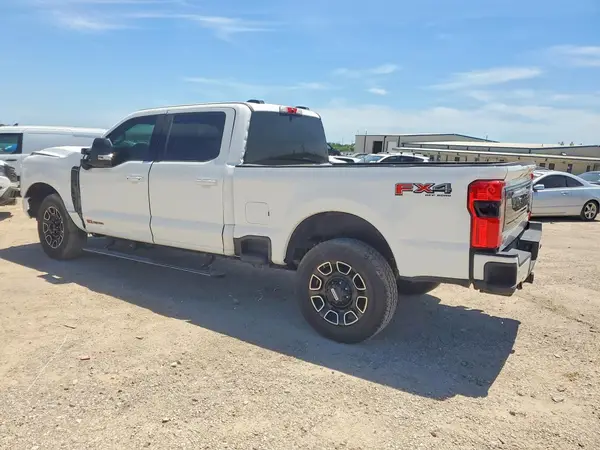 1FT8W2BM1SEC05359 2025 FORD F250 - Image 2