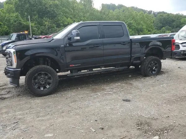 1FT8W2BM2PED05915 2023 FORD F250 - Image 1