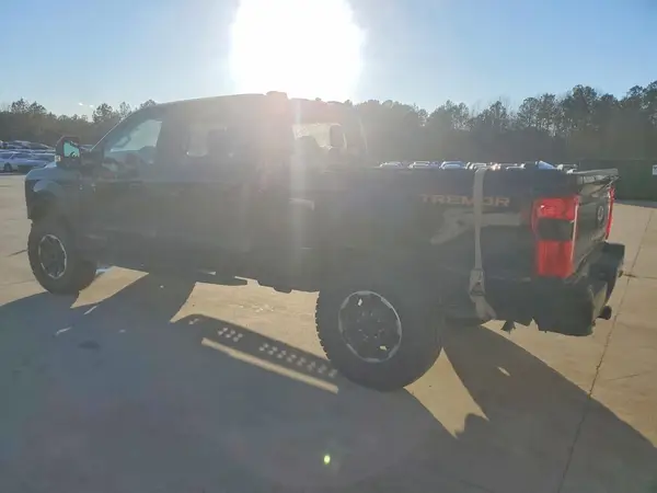 1FT8W2BM3PED37479 2023 FORD F250 - Image 2