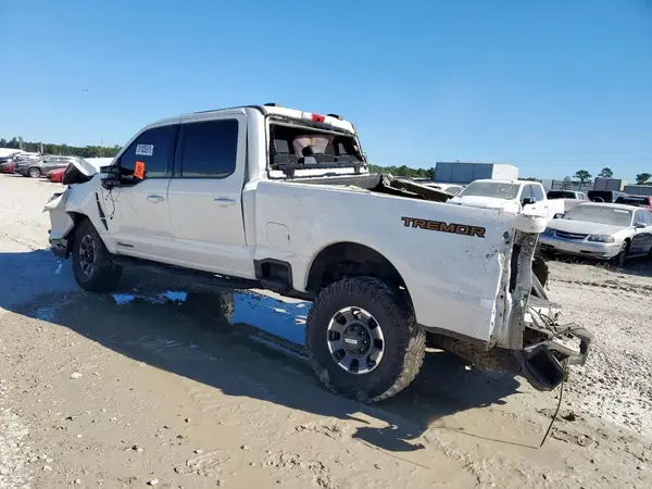 1FT8W2BM4PEC88096 2023 FORD F250 - Image 2