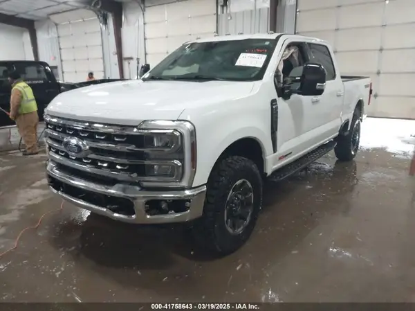 1FT8W2BM5REC37242 2024 FORD F250 - Image 2
