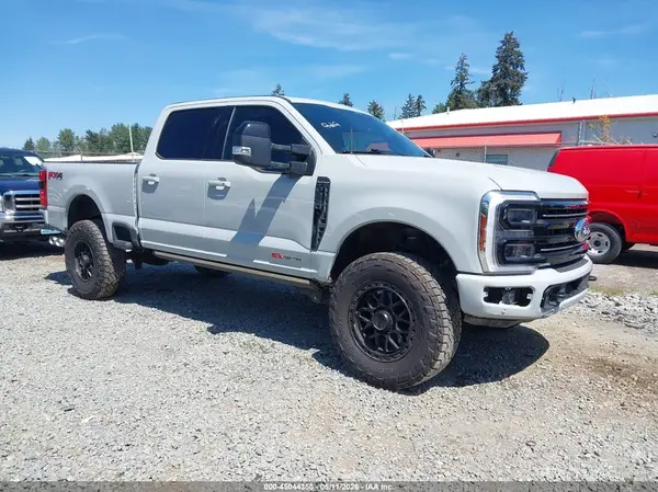 1FT8W2BM7SEC02983 2025 FORD F250 - Image 1