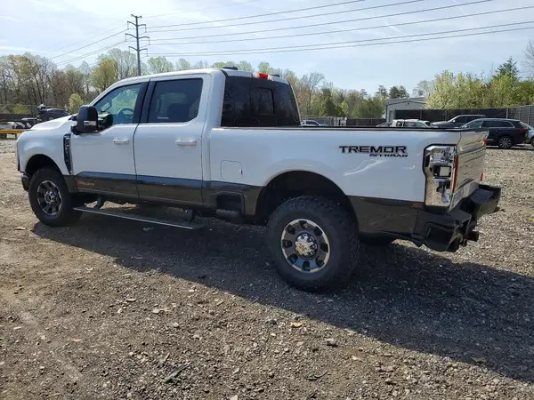 1FT8W2BM8SEC51576 2025 FORD F250 - Image 2