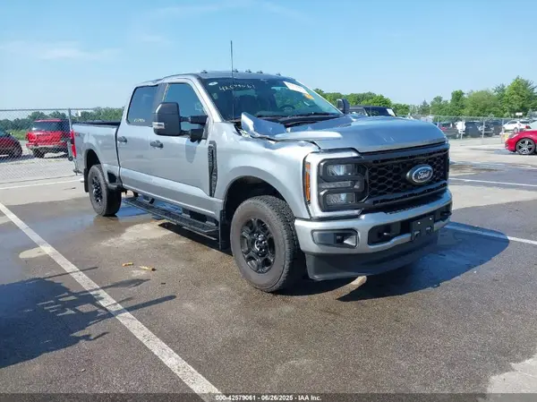 1FT8W2BN2REF61175 2024 FORD F250 - Image 1