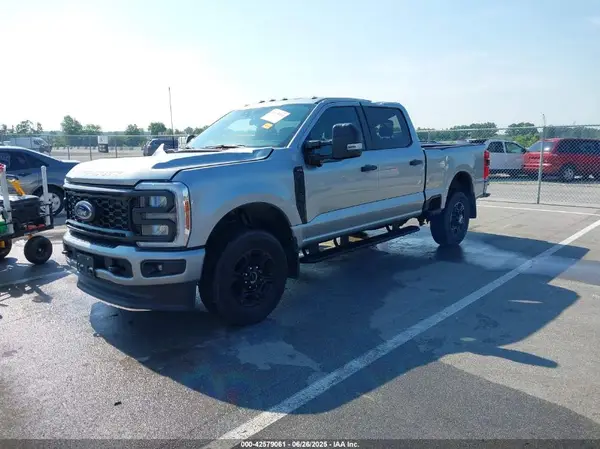 1FT8W2BN2REF61175 2024 FORD F250 - Image 2