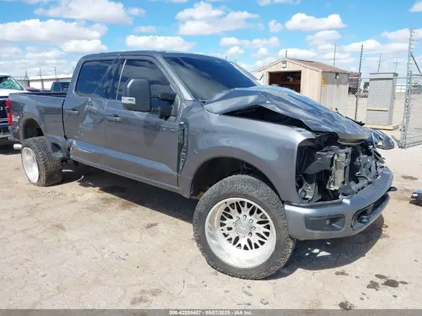 1FT8W2BNXPED35835 2023 FORD F250 - Image 1