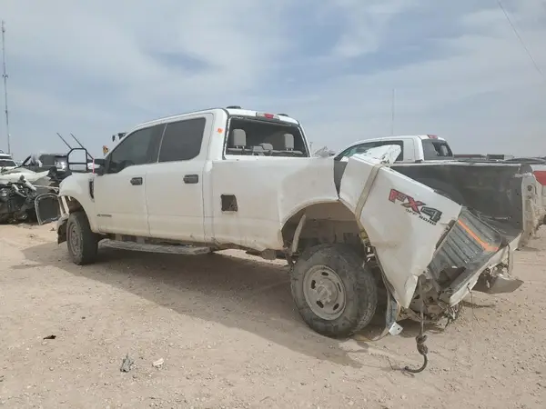 1FT8W2BT0NED77507 2022 FORD F250 - Image 2